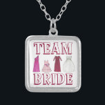 TEAM BRIDE Dress Wedding Party Bridesmaid Necklace Versilberte Kette<br><div class="desc">Necklace bietet eine originelle Marker-Abbildung einer Reihe von Brautparty-Kleider,  mit TEAM BRIDE in einem lustigen Schriftart. Ein tolles Brautparty-Geschenk!</div>