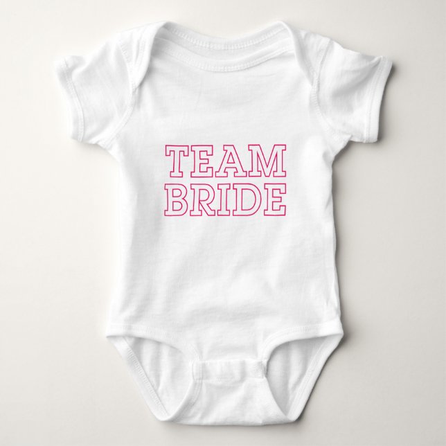 Team Bride Pink Kontur Baby Strampler (Vorderseite)