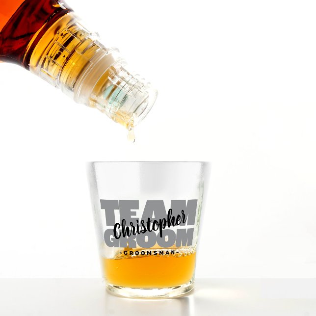 Team Groom Bachelor Party Trauzeuge Black Gray Schnapsglas (Team Groom Bachelor Party Groomsman Black Gray Shot Glass)