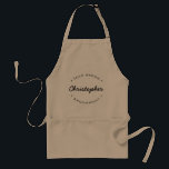 Team Groom Personalisiert Trauzeuge Schürze<br><div class="desc">Feiern Sie das Team des Bräutigams mit der Team Groom Personalisiert Trauzeuge Schürze. Diese individuelle Schürze ist das perfekte Zubehör für die Trauzeugen oder alle Mitglieder des Brautparty, indem sie eine Touch der Personalisierung und ein Gefühl der Einheit während der Hochzeitsvorbereitungen und Festlichkeiten. Die Schürze zeichnet sich durch ein elegantes...</div>
