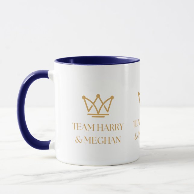 TEAM HARRY & MEGHAN MIT GOLD CROWN TASSE (Links)