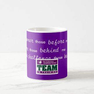 Team im Training - Ehre, inspirieren, fechten an Kaffeetasse