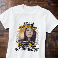 Team [Nachname] Stolze Mutter des Absolventen Foto