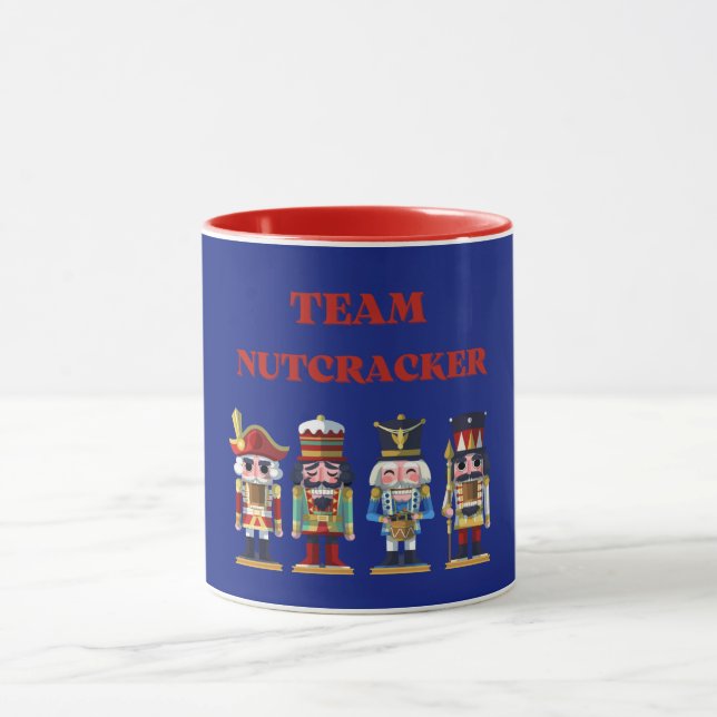 Team Nutcracker  Tasse (Zentrum)