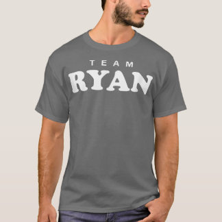 Team Ryan Personalisierte Familienname Brautbräuch T-Shirt