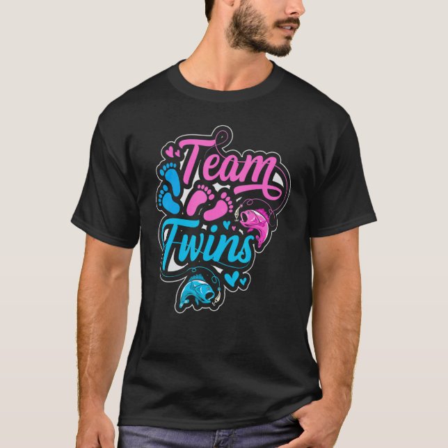 Team Twins for a Fishing   T-Shirt (Vorderseite)
