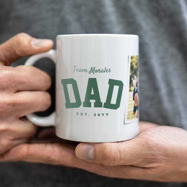 Teamdad Familienname 1 Foto sportlich grün Kaffeetasse (Von Creator hochgeladen)