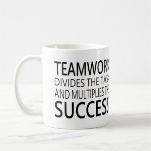 Teamwork spaltet die Aufgabe.. multipliziert den E Kaffeetasse