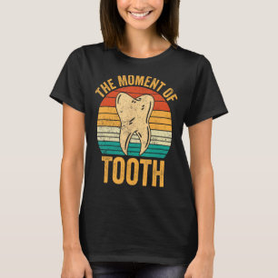 Technischer Assistent des Zahnarztes des Labradors T-Shirt
