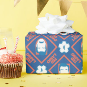 Ted Lasso Face and Ball Diamond Pattern Geschenkpapier