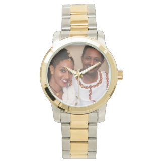 Teddy Afro und seine Ehefrau Armbanduhr