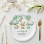 Teddy Bear Balloons Green Sky Baby Dusche Pappteller<br><div class="desc">Der Teddy trägt eine Aquarellgrafik in den Tönen Bräune,  Braun und Grün. Super Baby Baby Dusche Thema. Aquarellwolken,  Ballons und niedlicher Teddybär. Individuelle / personalisierte Babydusche. Suchen Sie in meiner Baby Dusche Kategorie im Shop nach passenden Artikeln.</div>