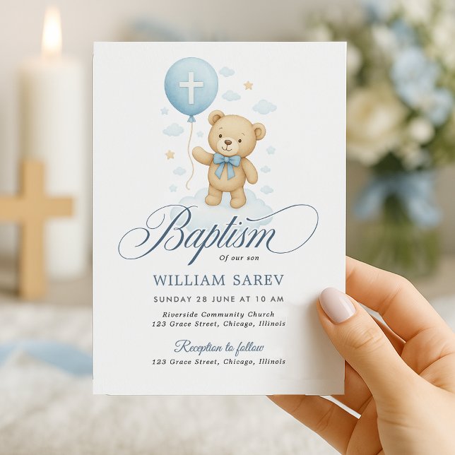 Teddy Bear Blue Boy Taufe Einladung (Elegant teddy bear baptism invite with cross balloon – soft neutral design, perfect for boys)