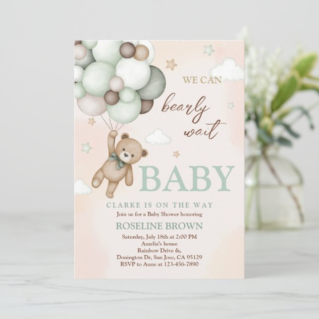 Teddy Bear Brown Sage Green Balloons Babydusche Einladung (Stehend Vorderseite)