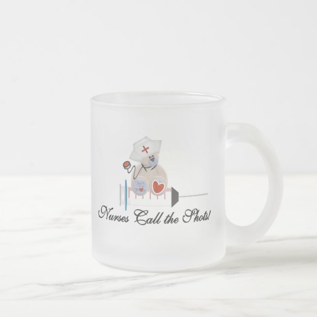 Teddy Bear Nurses Nennen Sie die Shots T - Shirt u Mattglastasse (Rechts)