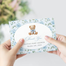 Teddybär, blaues Band, blaue Blumen, Babyparty