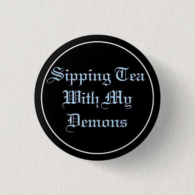 Tee & Demons Pastel Goth Button (Vorderseite)