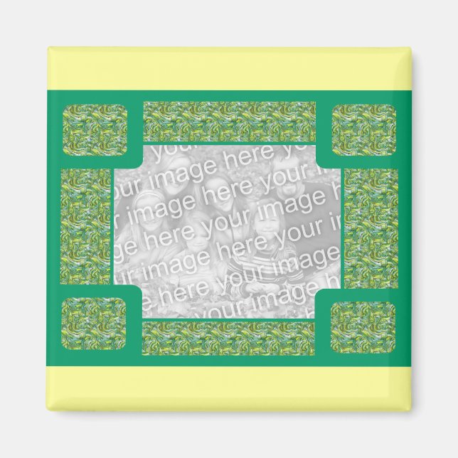 Tee mit gelbem Vorlagenmagnet Magnet (Vorne)