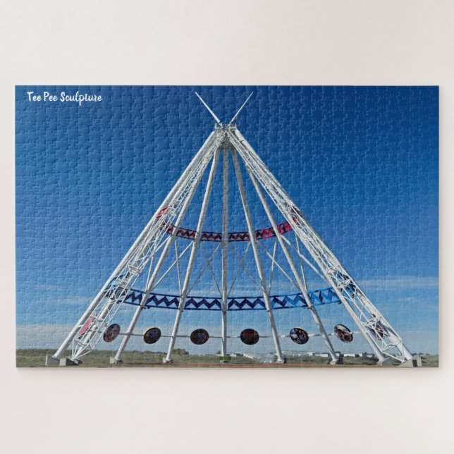Tee Pee Skulptur (Horizontal)
