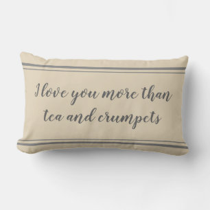 Tee und Crumpet Grau und Beige Streifen Kissen