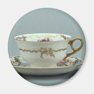 Teetasse und Untertasse aus dem 20. Jahrhundert, B Magnet