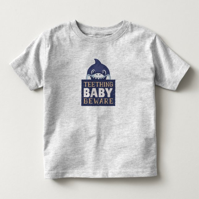 Teething Baby Shark Kleinkind T-shirt (Vorderseite)