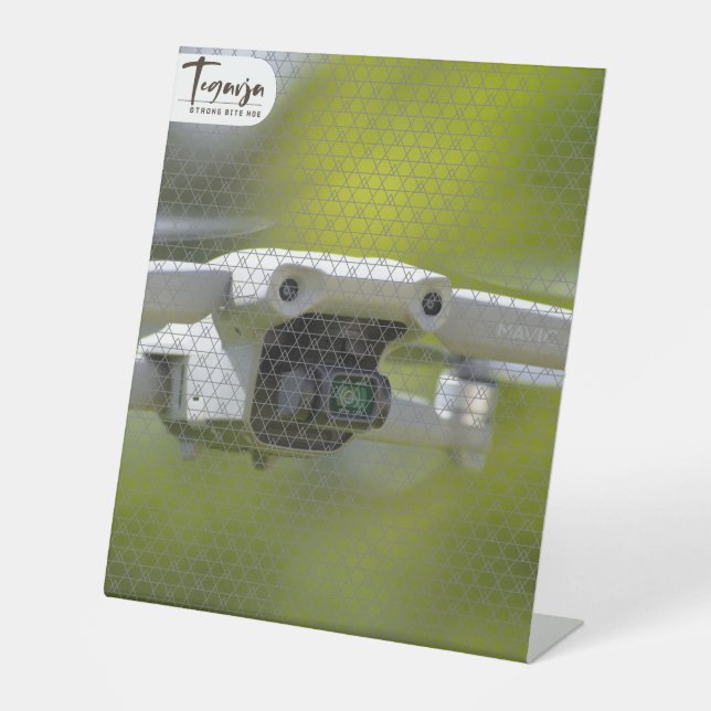 TEGARJA SOCKELSCHILD (Vorderseite)