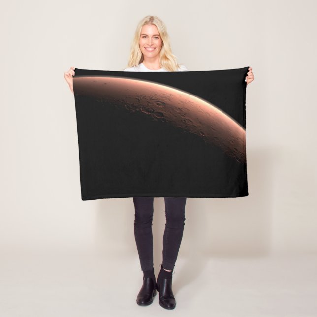 Teil der Mars an der Grenze von Licht und Dunkel. Fleecedecke (Beispiel)
