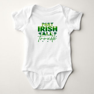 Teil Irish All Trouble Baby Strampler