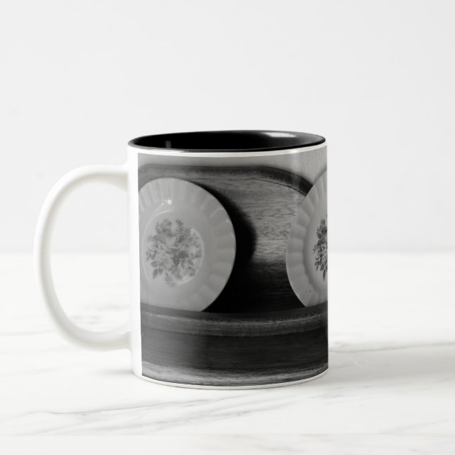 Teller auf einem Pokalsieg Zweifarbige Tasse (Links)