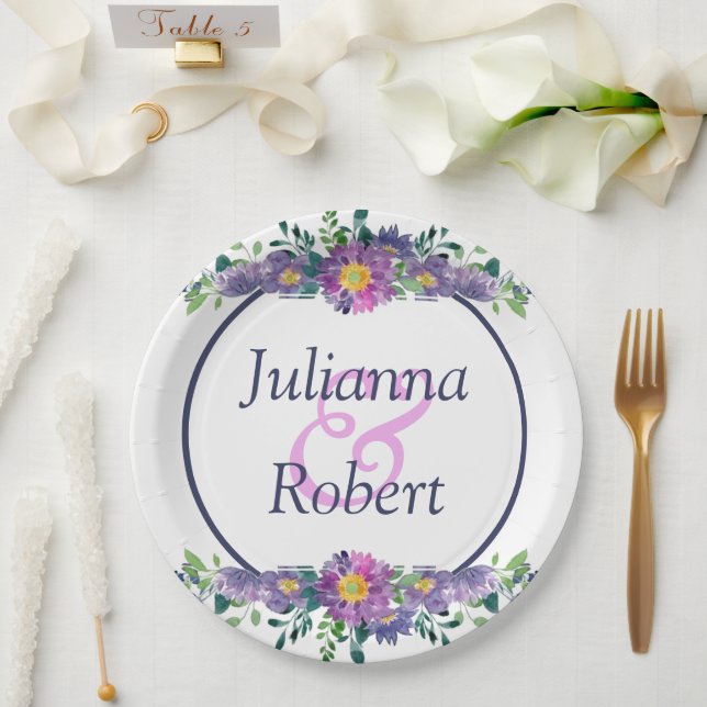 Teller aus lila Blumenrahmen (Hochzeit)