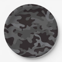Teller aus schwarzem und grauem Camouflage