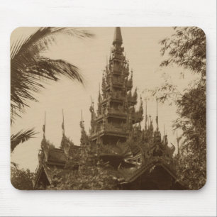 Tempel in Mandalay, Birma, Ende des 19. Mousepad