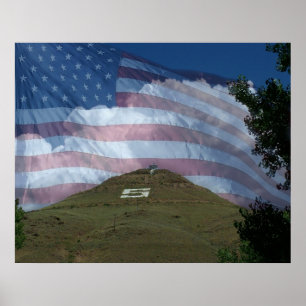 Tenderfoot-Hügel mit US-Flagge Poster