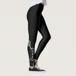 Tennis Ball Racket Elegantes Script Schwarz-weiß Leggings<br><div class="desc">Tennis thematische Leggings mit einem einfachen niedlichen Tennisschläger und Balldesign mit "Tennis"-Aufschrift in einem femininen,  mädchenhaften und modernen hübschen Drehbuch-Schriftart. Alle Mädchen oder Frauen Tennisspieler würden den eleganten Look dieses modernen und nützlichen Tennissportgeschenk schätzen.</div>