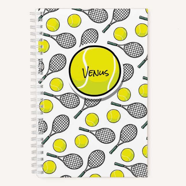 Tennis Ball Racquet Gelber weißer SportNAME Notizbuch (Vorderseite)