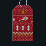 Tennis Christmas Sweater Gezwirntes Muster Red Xma Geschenkanhänger<br><div class="desc">Warme und gemütliche Wintertage und Nächte Illustration Design,  mit klassisch gewirktem,  lustig hässlichem Weihnachtspulli mit Tennisschlägern und grünen Tennisbällen,  Steinglocken,  Tannenbäumen und Schneeflocken. Minimalistisches Xmas Sweater Muster festliche Design in hellblau und weiß für Tennisspieler. Tennis Weihnachtsmusterpulli Tennis Xmas Design. Skandi Tennis Weihnachtsgeschenke Weihnachten. Nordisches Tennis-Weihnachtsmuster. Tennis Weihnachtsgeschenke</div>