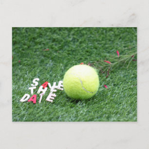 Tennis Save the Date mit Tennisball auf Grün Ankündigungspostkarte