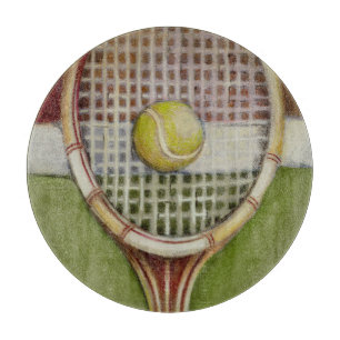 Tennis-Schläger mit dem Ball, der auf Gericht leg Schneidebrett