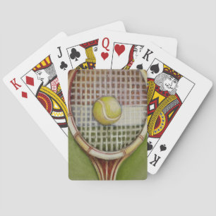 Tennis-Schläger mit dem Ball, der auf Gericht legt Spielkarten