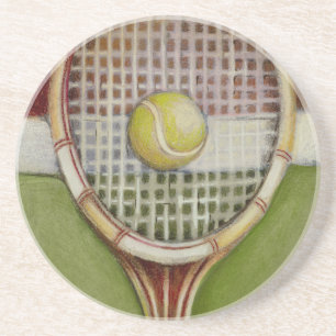 Tennis-Schläger mit dem Ball, der auf Gericht legt Untersetzer