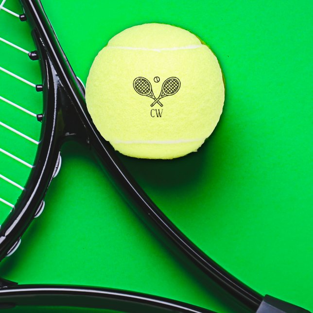Tennis Theme Mit Monogramm Letter Initials Tennisbälle (Custom tennis ball with tennis themed logo. Tournaments, teams, individual tennis players.)