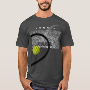 Tennis-Turnier-Schläger schlägt Ball in Bewegung T-Shirt