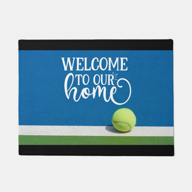 Tennisball auf dem Platz Begrüßung zu unserer Zuha Fußmatte (Vorderseite)