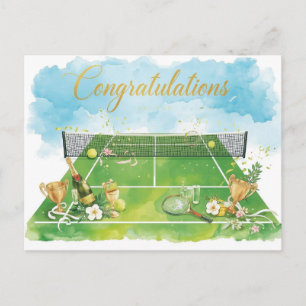 Tennisball herzlichen Glückwunsch auf grünem Grund Postkarte