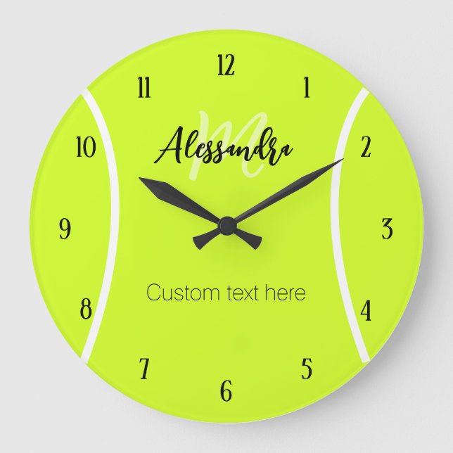 Tennisball individuelle Name & Text Große Wanduhr (Vorderseite)