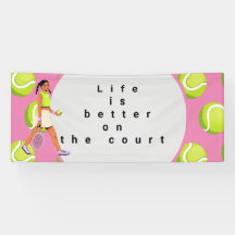 Tennisball ist besser auf dem Platz auf rosa