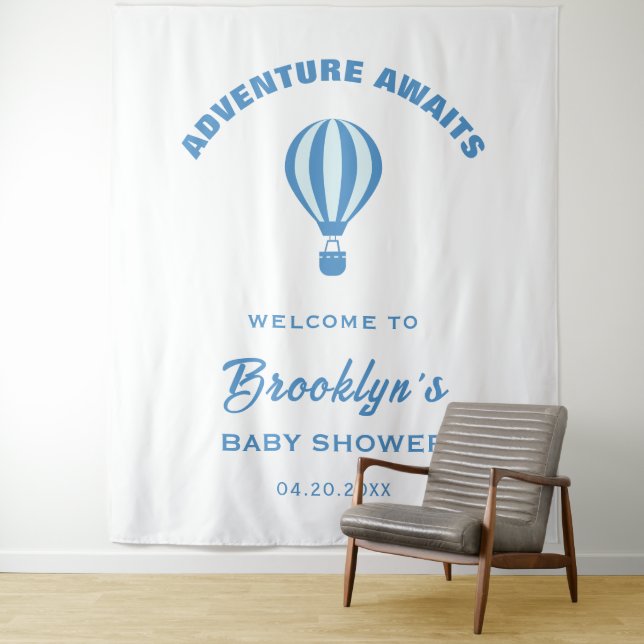 Tenture Adventure Await Blue White Baby shower fond (En situation)