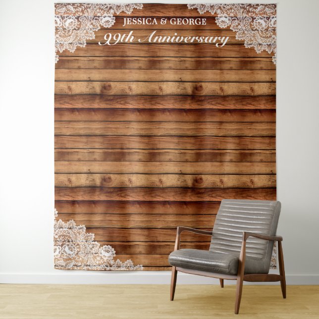 Tenture Anniversaire Rustique en bois et dentelle blanche (En situation)