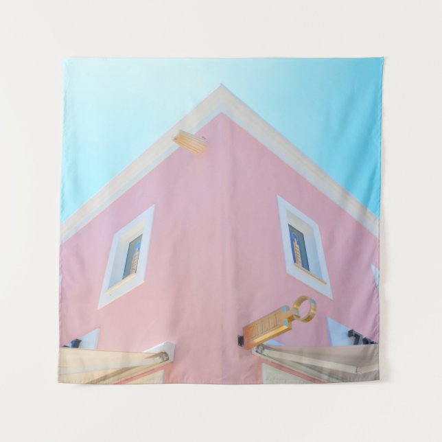 TENTURE BÂTIMENT EN BÉTON PEINT (Devant)